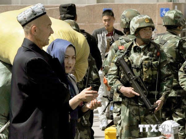 В Китае казнены 13 человек, обвиненных в терроризме